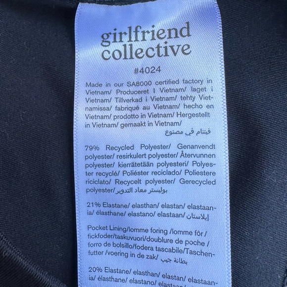 Girlfriend Collective Compressive High-Rise Capri Leggings - Picture 6 of 7